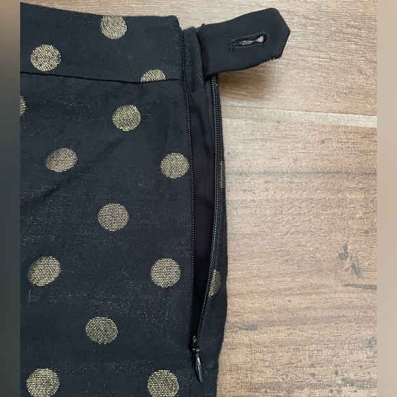 Talbots RSVP Women’s 8P Black Ankle Pants with gold metallic dots - Picture 3 of 16